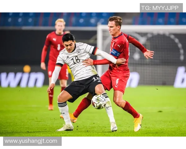 德国队足球明星星座排名榜单揭晓球员星座对表现影响分析